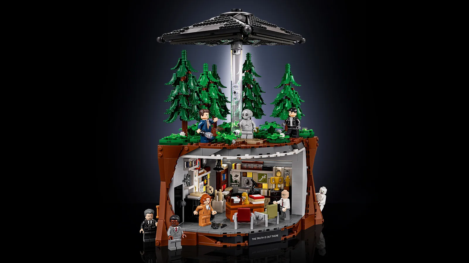 Volledige X-Files build met kantoor, bos en UFO