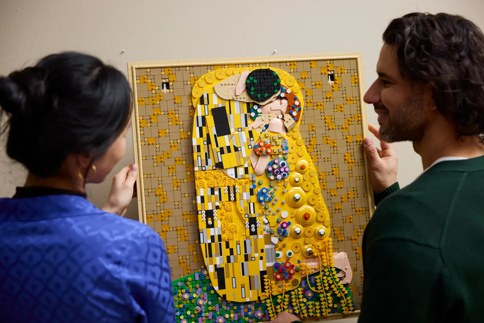 Gustav Klimt – The Kiss galerij-foto 13